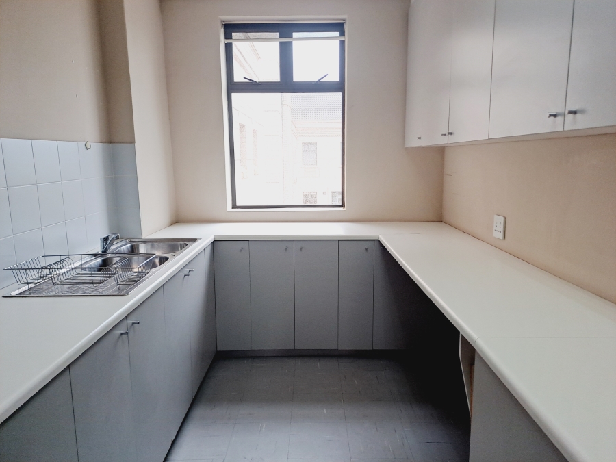 To Let commercial Property for Rent in Bo Oakdale Western Cape